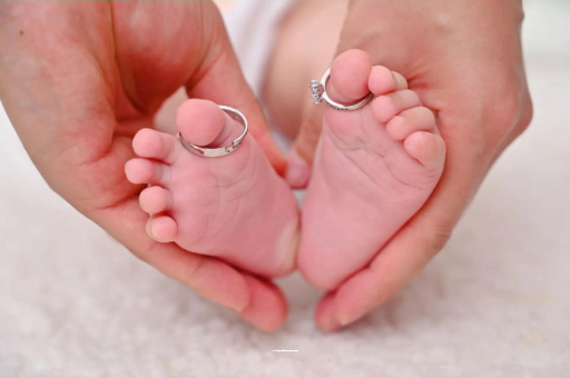 淄博宝宝睡觉头上都是汗