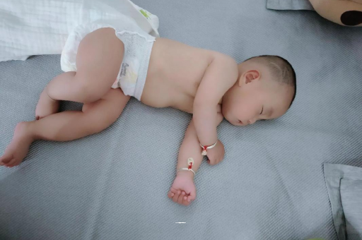 淄博宝宝发烧可以喝牛奶吗